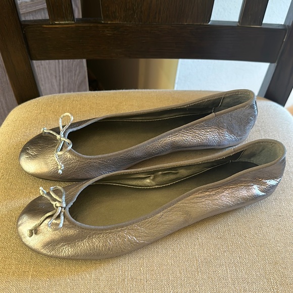 Lauren Ralph Lauren Shoes - Lauren Ralph Lauren Amarissa Leather Metallic Ballet Flats Silver Size 8.5